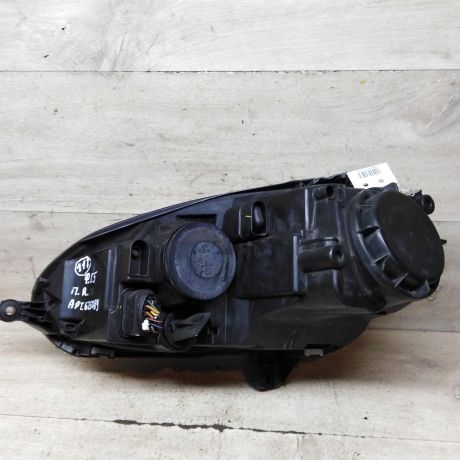 fara-peredniaia-pravaia-volkswagen-jetta-5-volkswagen-golf-5-art-95998-big-1