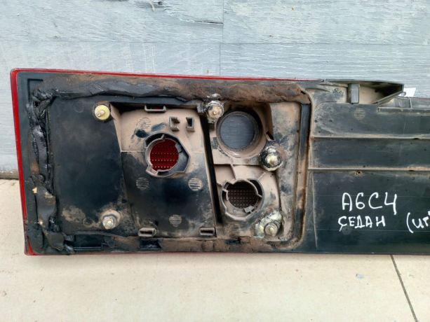 fonar-zadnii-audi-a6-c4-blenda-art-96004-big-5