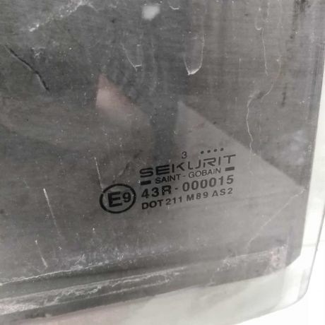 steklo-dveri-perednee-pravoe-peugeot-partner-i-restailing-art-96039-big-2