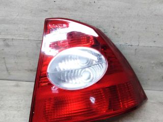 fonar-zadnii-pravyi-ford-focus-2-sedan-art-96078