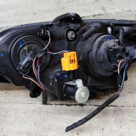 fara-peredniaia-pravaia-mazda-3-bk-art-96320-big-1