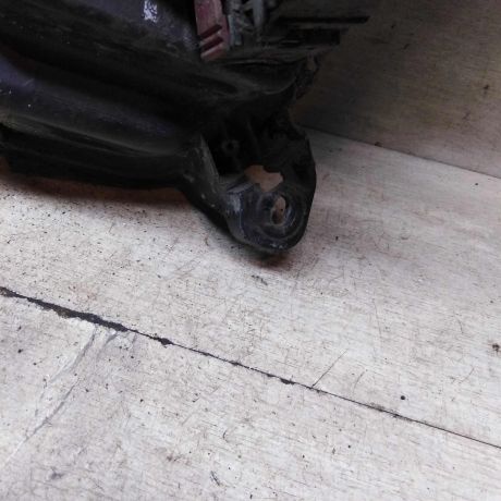 fara-peredniaia-pravaia-opel-astra-h-art-96322-big-9