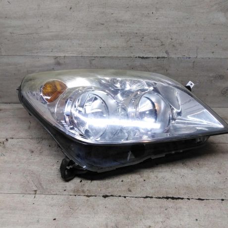 fara-peredniaia-pravaia-opel-astra-h-art-96322-big-0