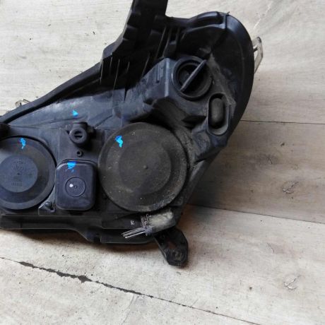 fara-peredniaia-pravaia-opel-astra-h-art-96322-big-6