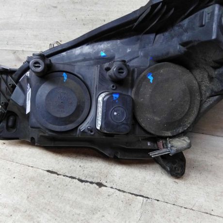 fara-peredniaia-pravaia-opel-astra-h-art-96322-big-2