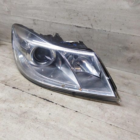 fara-peredniaia-pravaia-skoda-octavia-a5-restailing-art-96325-big-0