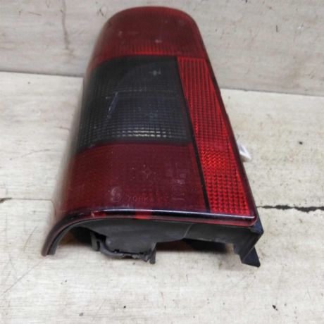 fonar-zadnii-levyi-peugeot-partner-i-restailing-art-96518-big-0