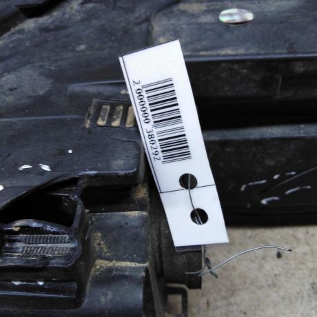 fara-peredniaia-pravaia-skoda-octavia-a5-rest-defekt-art-96620-big-2