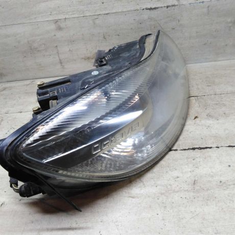 fara-peredniaia-pravaia-skoda-octavia-a5-rest-defekt-art-96620-big-4