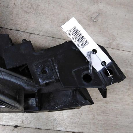 fara-peredniaia-pravaia-mazda-3-bk-xetcbek-art-96790-big-2