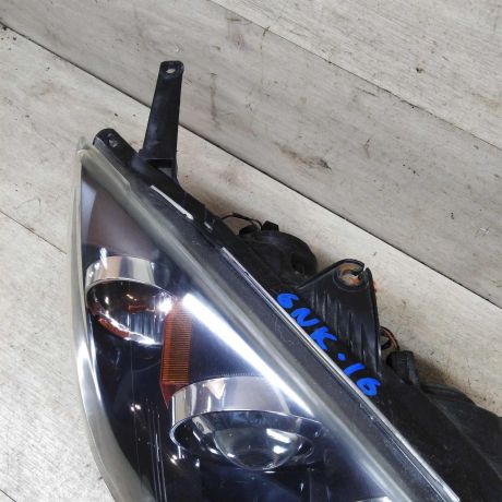 fara-peredniaia-pravaia-mazda-3-bk-xetcbek-art-96790-big-5