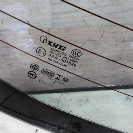 steklo-zadnee-nissan-primera-p12-sedan-art-96802-big-2