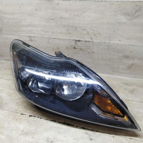 fara-peredniaia-pravaia-ford-focus-2-restailing-art-96924-big-0