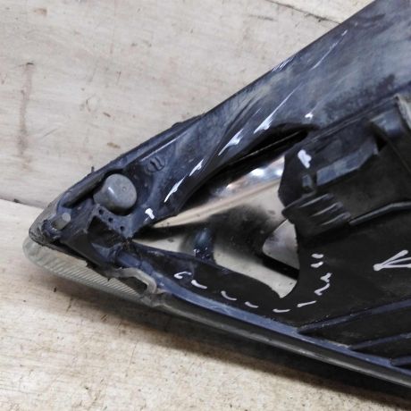 fara-peredniaia-pravaia-ford-focus-2-art-96962-big-9