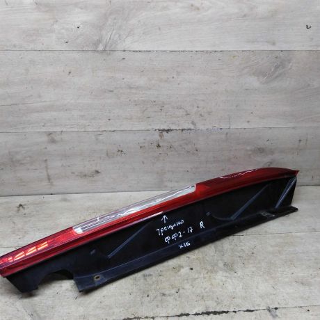 fonar-zadnii-pravyi-defekty-ford-focus-2-xetcbek-dorestailing-art-97089-big-8