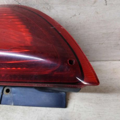 fonar-zadnii-pravyi-defekty-ford-focus-2-xetcbek-dorestailing-art-97089-big-1