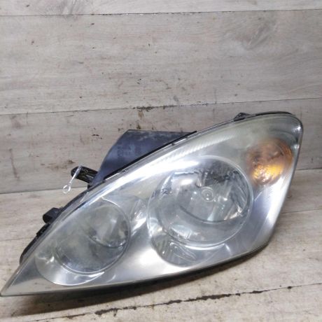 fara-peredniaia-levaia-kia-ceed-i-art-97100-big-0