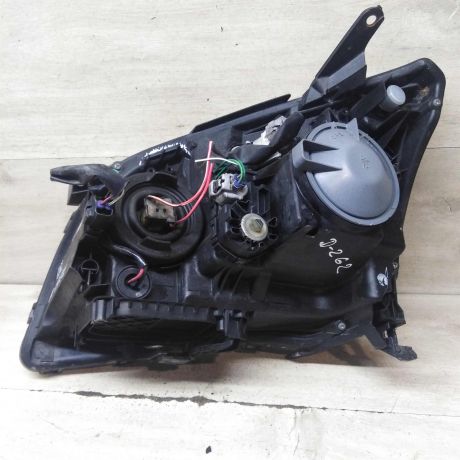 fara-peredniaia-pravaia-toyota-avensis-t25-restailing-art-97439-big-5