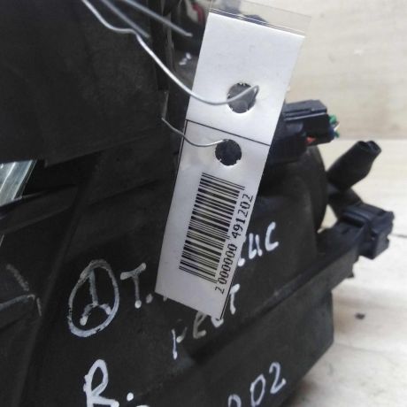 fara-peredniaia-pravaia-toyota-avensis-t25-restailing-art-97439-big-3