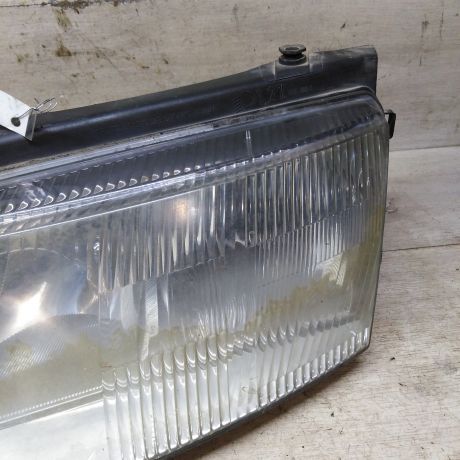 fara-peredniaia-levaia-volkswagen-passat-b5-art-97453-big-6