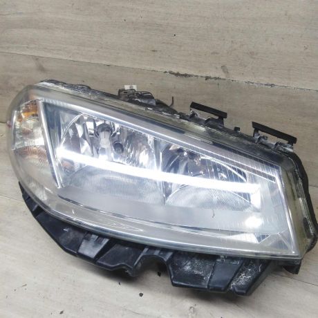 fara-peredniaia-pravaia-renault-megane-ii-dorestailing-art-97667-big-8