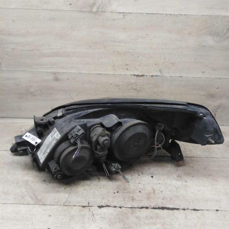 fara-peredniaia-pravaia-nissan-primera-p12-art-97681-big-3