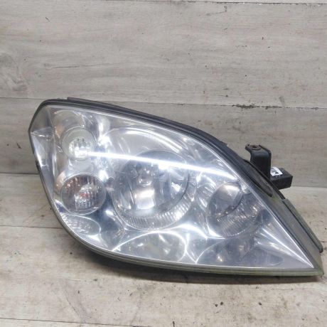 fara-peredniaia-pravaia-nissan-primera-p12-art-97681-big-0