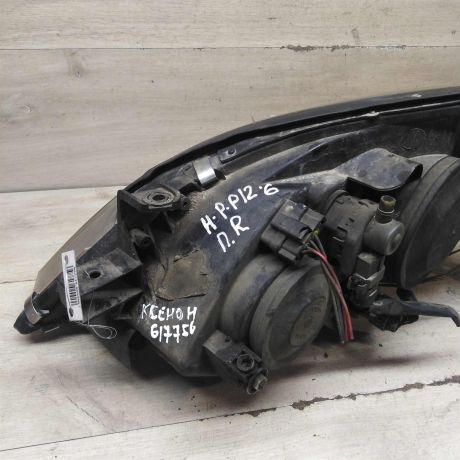 fara-peredniaia-pravaia-nissan-primera-p12-ksenon-art-97875-big-4