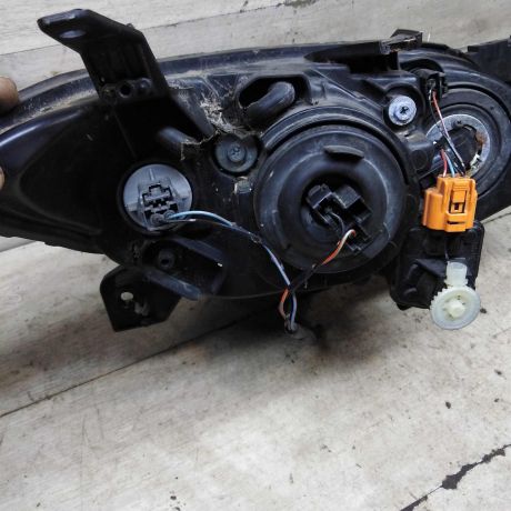 fara-peredniaia-leva-mazda-3-bk-sedan-art-98023-big-4