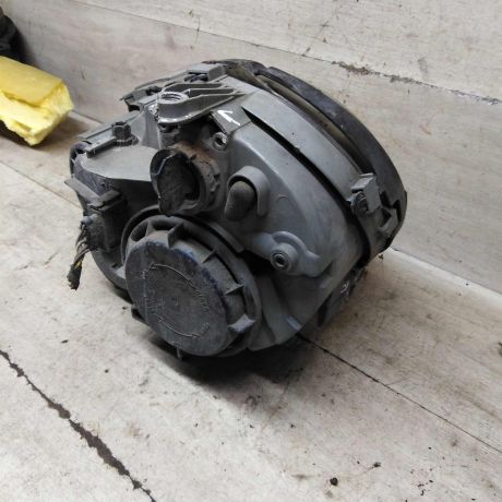 fara-peredniaia-pravaia-mercedes-c-klass-w203-kupe-art-98148-big-8