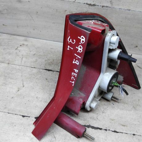 fonar-zadnii-levyi-ford-focus-i-art-98256-big-3