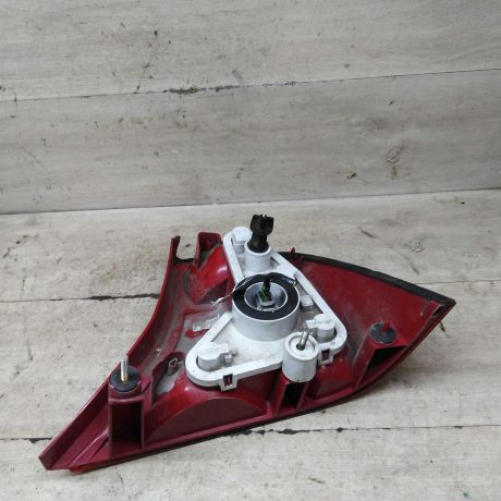 fonar-zadnii-levyi-ford-focus-i-art-98256-big-5