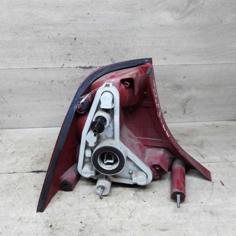 fonar-zadnii-pravyi-ford-focus-i-art-98311-big-3