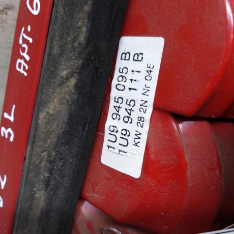 fonar-zadnii-levyi-skoda-octavia-i-a4-universal-art-98383-big-6