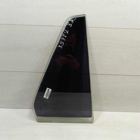 steklo-gluxoe-zadnee-pravoe-fortocka-hyundai-santa-fe-ii-art-98402-big-0