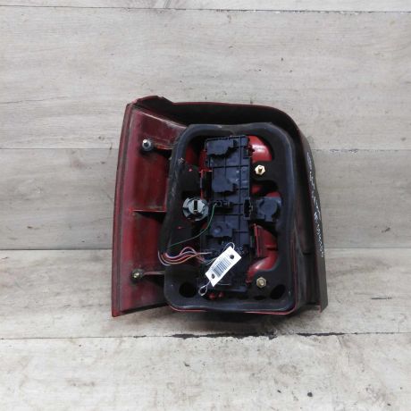 fonar-zadnii-pravyi-volkswagen-passat-b5-gp-universal-art-99265-big-8