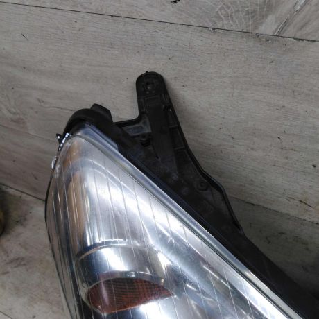 fara-peredniaia-pravaia-opel-astra-h-art-99398-big-8