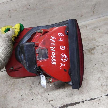 fonar-zadnii-pravyi-audi-80-b4-sedan-art-99402-big-1