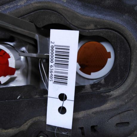 fonar-zadnii-levyi-naruznyi-toyota-corolla-x-e140-e150-defekt-art-99922-big-9