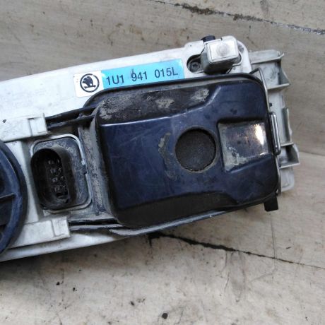 fara-peredniaia-levaia-skoda-octavia-i-a4-defekty-art-99997-big-3