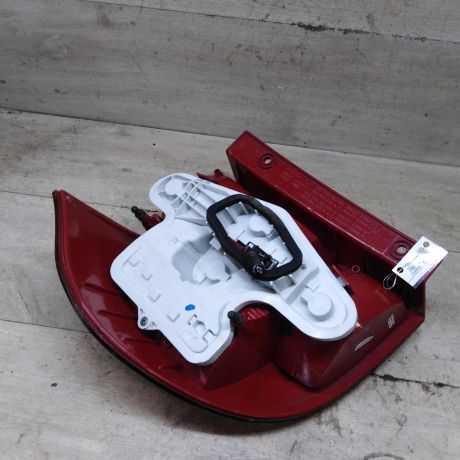 fonar-zadnii-pravyi-skoda-yeti-i-art-100230-big-6