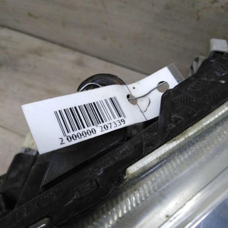 fara-peredniaia-levaia-toyota-avensis-t25-art-100268-big-5