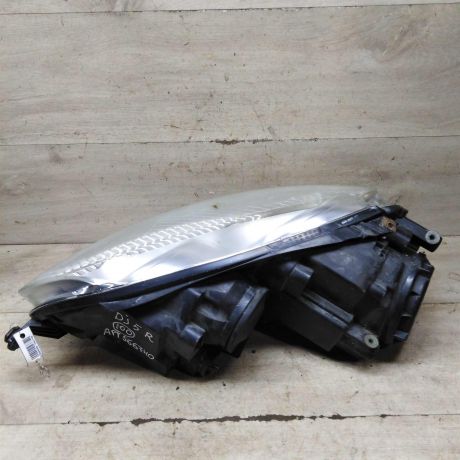 fara-peredniaia-pravaia-volkswagen-jetta-5-volkswagen-golf-5-art-100423-big-5