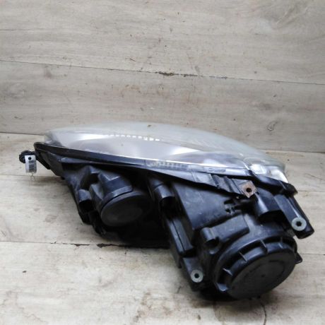 fara-peredniaia-pravaia-volkswagen-jetta-5-volkswagen-golf-5-art-100423-big-3