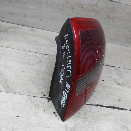 fonar-zadnii-pravyi-audi-a6-c5-defekt-art-100432-big-2