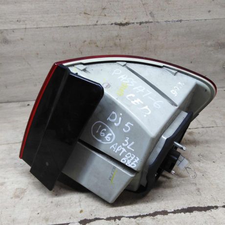 fonar-zadnii-levyi-volkswagen-jetta-5-art-100464-big-1