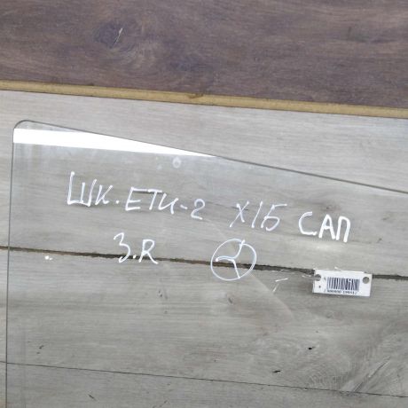 steklo-dveri-zadnee-pravoe-skoda-yeti-art-100673-big-0