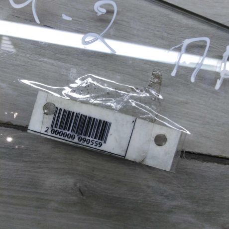 steklo-dveri-perednee-pravoe-skoda-yeti-art-100698-big-2