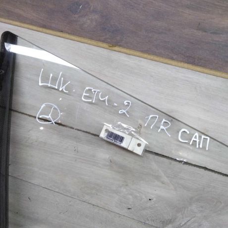 steklo-dveri-perednee-pravoe-skoda-yeti-art-100698-big-3