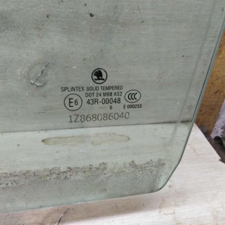 steklo-dveri-zadnee-levoe-skoda-octavia-a5-art-100814-big-2